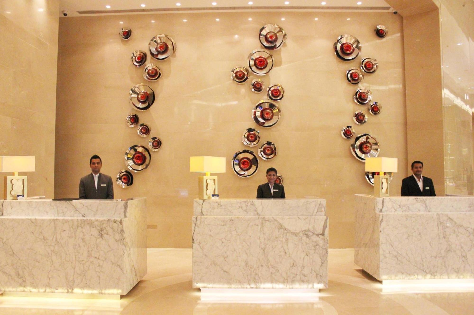 Courtyard By Marriott Pune Chākan Exterior foto