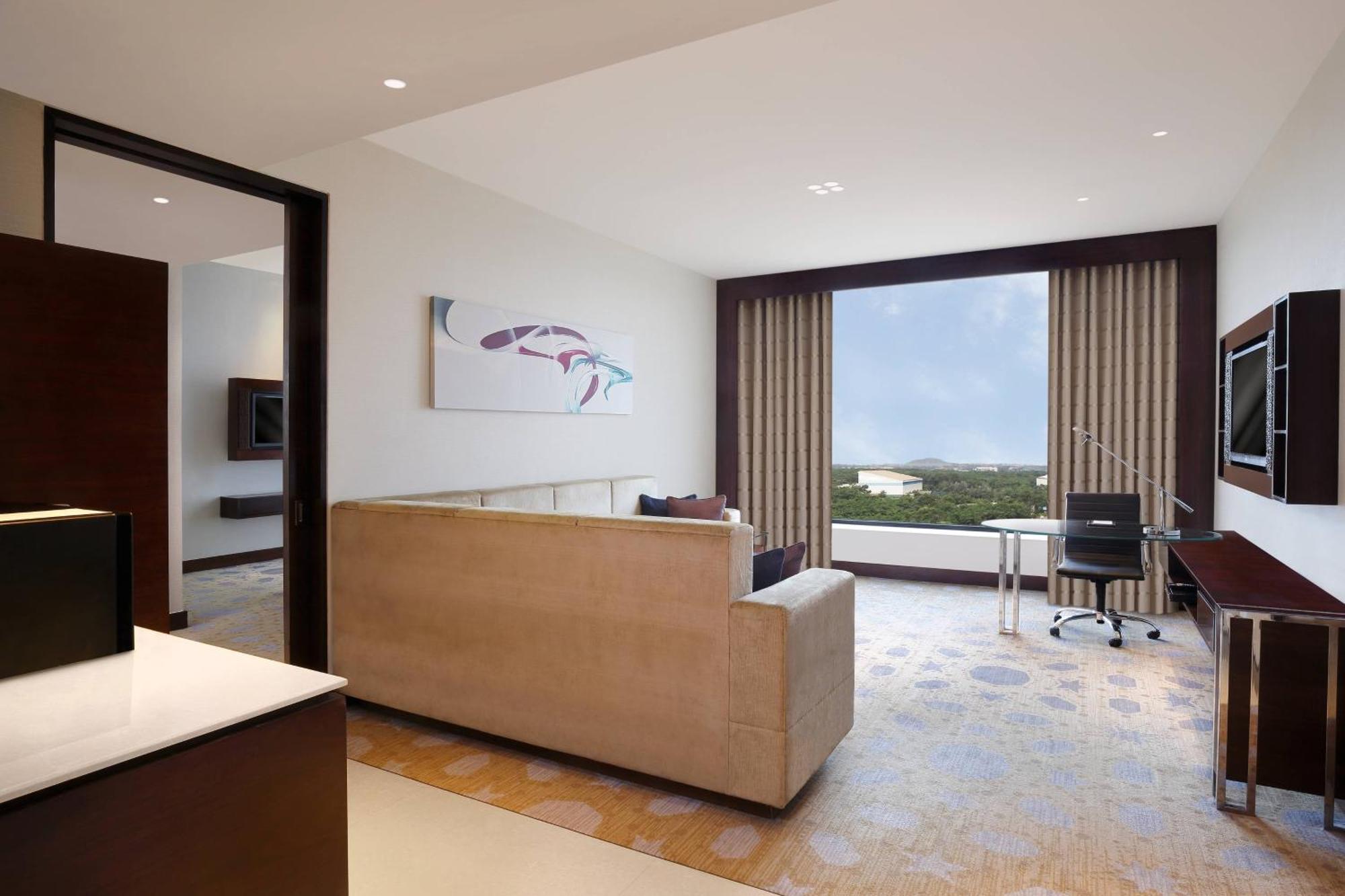 Courtyard By Marriott Pune Chākan Exterior foto